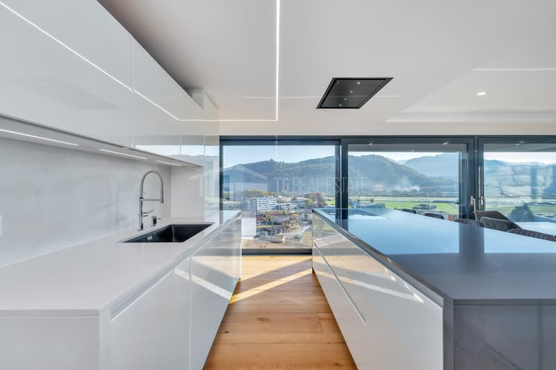 Moderne Villa mit Panoramablick und separater Wohnung (11)