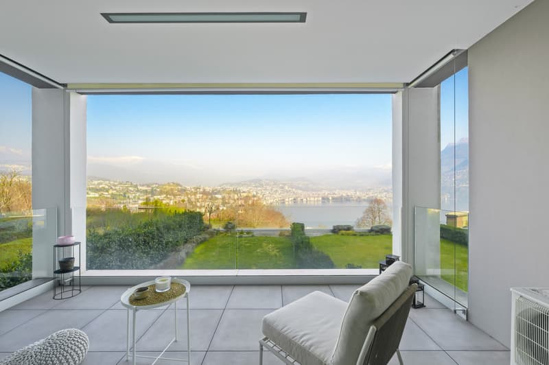 Elegance and Privacy with Lake View (3)