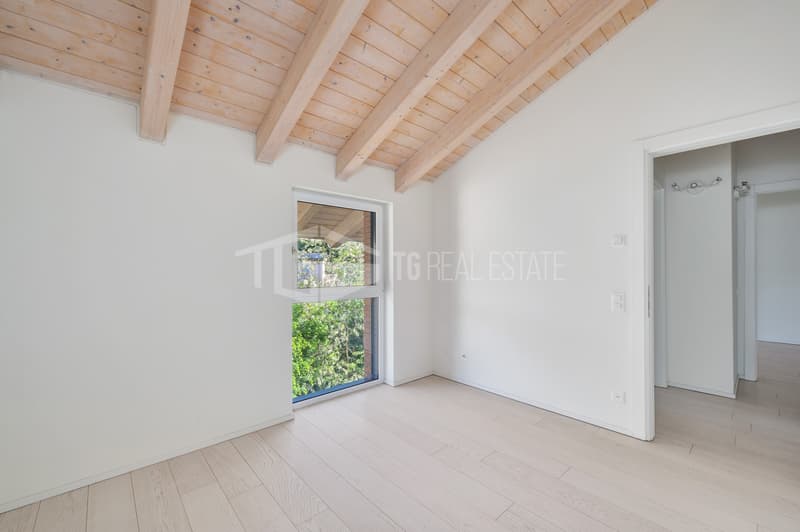 Appartement mansardé de 3.5 pièces à Cadro (4)