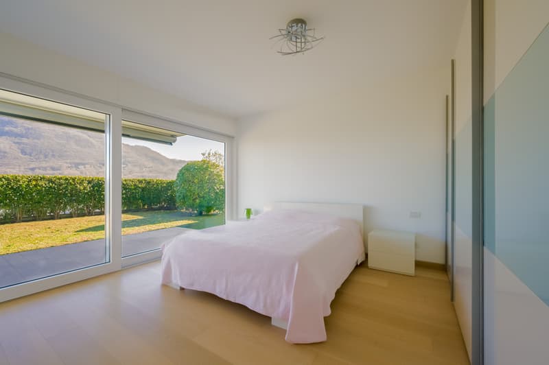 Spacious 6.5-room apartment with garden near TASIS school (2)