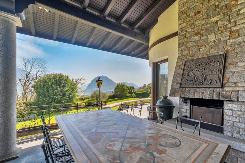 Villa prestigieuse avec vue sur le lac (11)