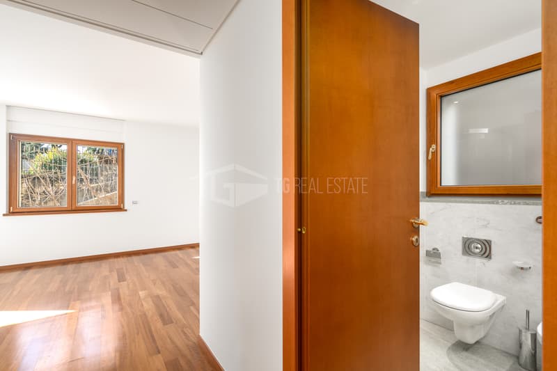 Appartement élégant de 5.5 pièces avec vue sur le lac (13)