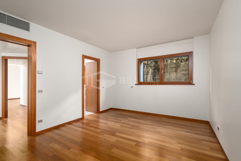 Appartement élégant de 5.5 pièces avec vue sur le lac (11)