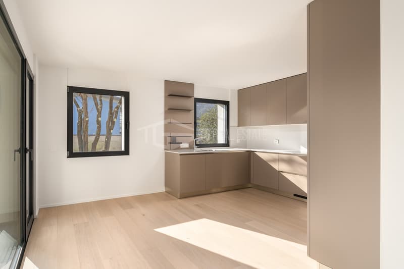 HELLES 4.5-ZIMMER-WOHNUNG MIT GARTEN (7)
