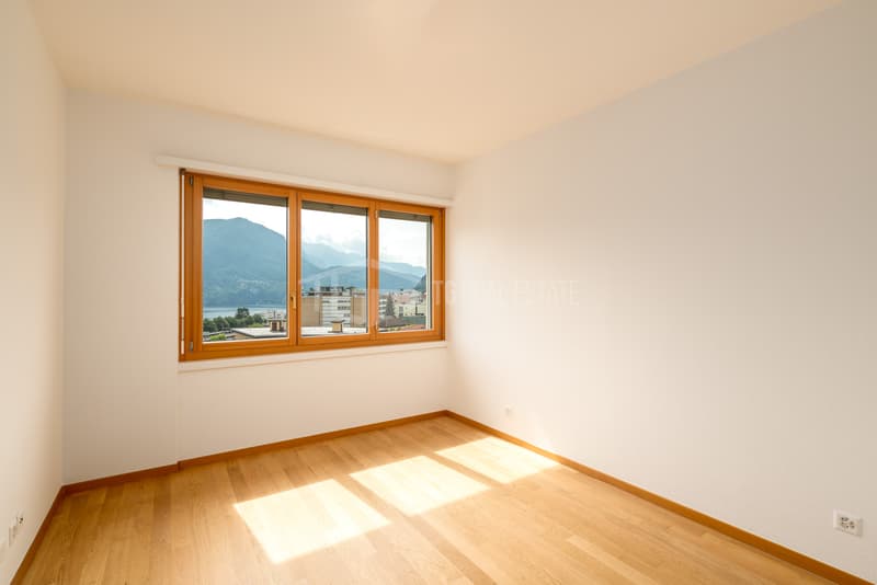 Appartement de 4,5 pièces avec vue sur le lac à proximité de la gare (10)