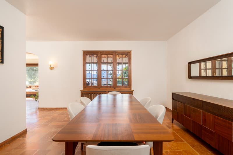 A corner of paradise - Mediterranean elegance with lake view (4)
