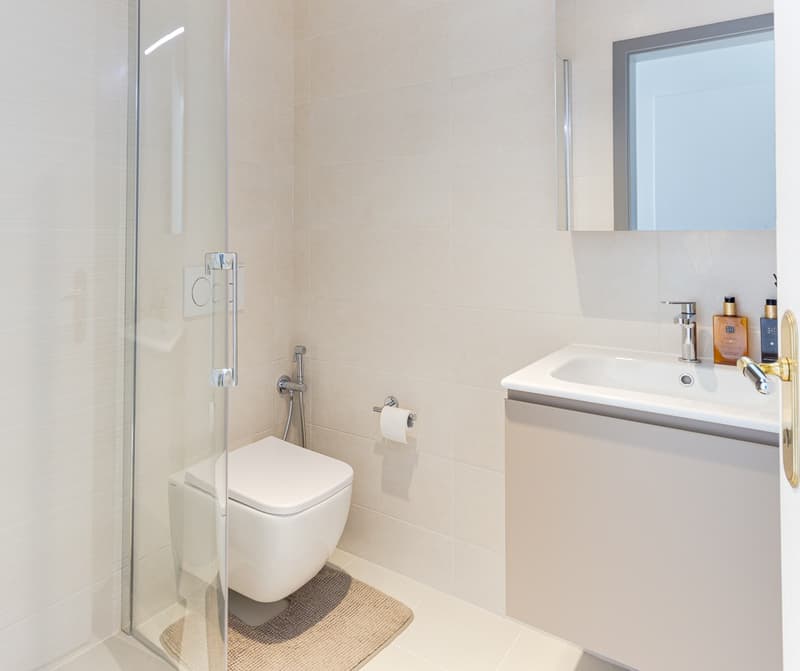 SPLENDIDES 3.5 Zimmer mit eigenem Garten und Seeblick (7)