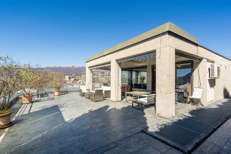 Elegantes Landhaus mit Seeblick und Pool in Ruvigliana (10)