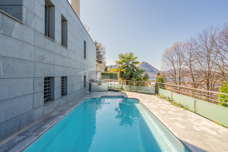 Elegantes Landhaus mit Seeblick und Pool in Ruvigliana (11)