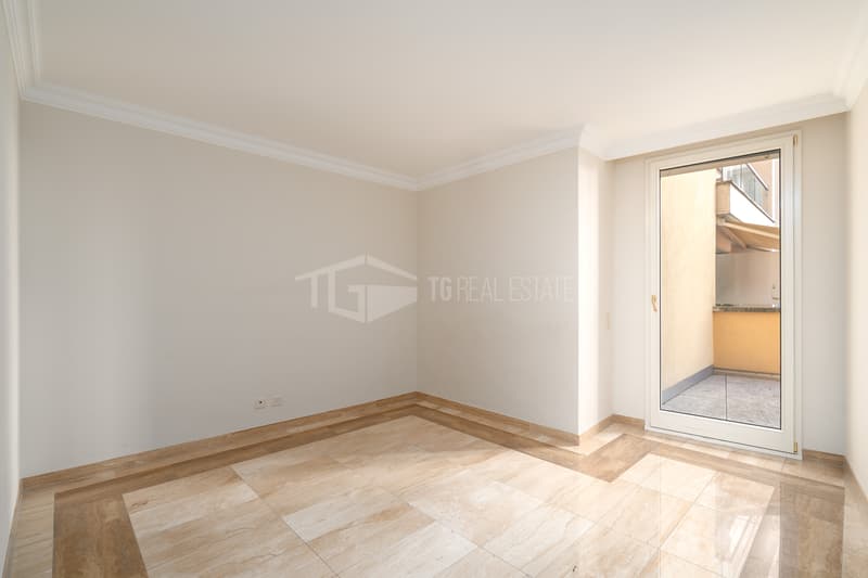 Splendide appartement avec grande terrasse et vue sur le lac (13)