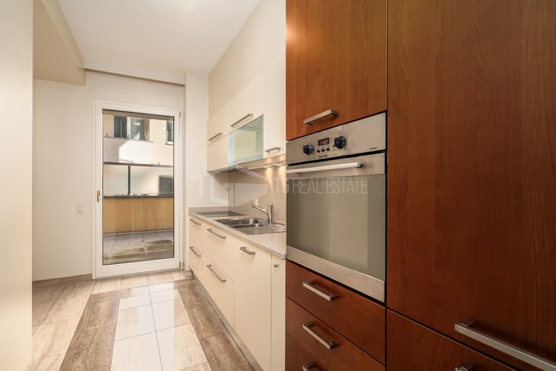 Splendide appartement avec grande terrasse et vue sur le lac (9)