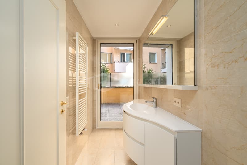 Splendide appartement avec grande terrasse et vue sur le lac (12)