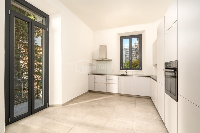 Elegantes 4.5-Zimmer-Wohnung in einem Altbau in der Lugano-Innenstadt (4)