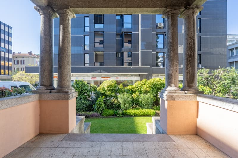 Elegantes 4.5-Zimmer-Wohnung in einem Altbau in der Lugano-Innenstadt (6)