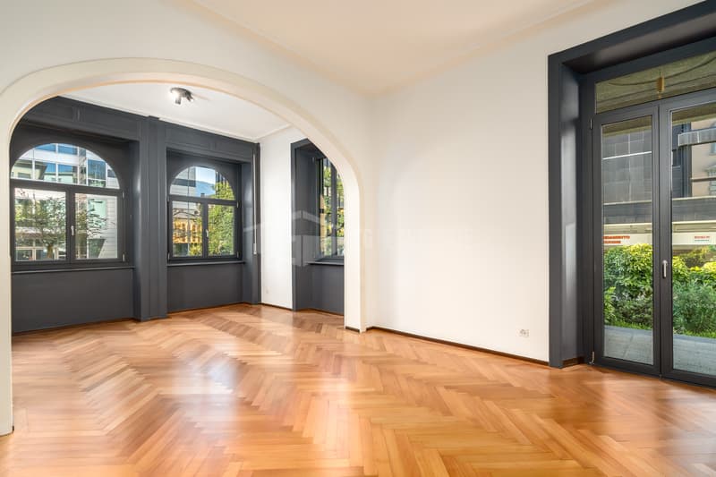 Elegantes 4.5-Zimmer-Wohnung in einem Altbau in der Lugano-Innenstadt (2)