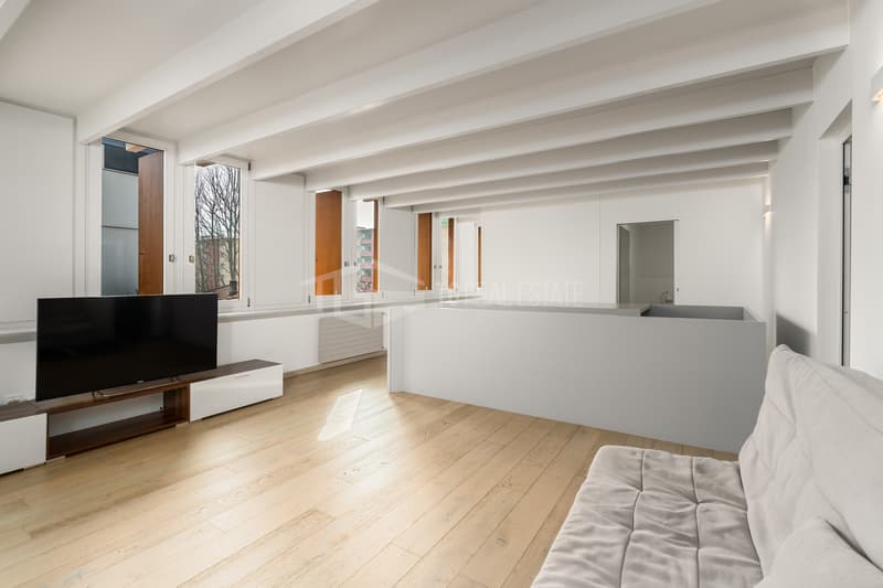 Duplex de 4,5 pièces, complètement meublé (2)