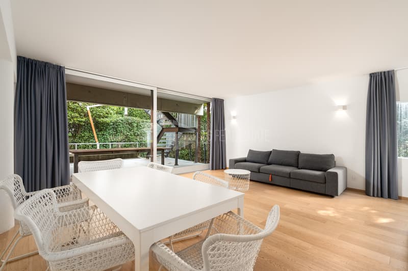 Einladendes 2.5-Zimmer-Wohnung mit großer Terrasse und Garten (5)