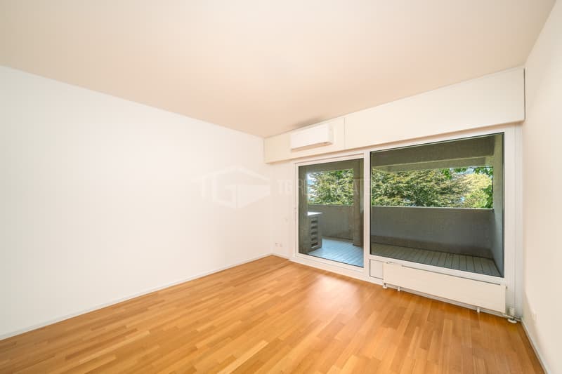 DUPLEX DI 4.5 LOCALI CON VISTA LAGO A PARADISO (9)