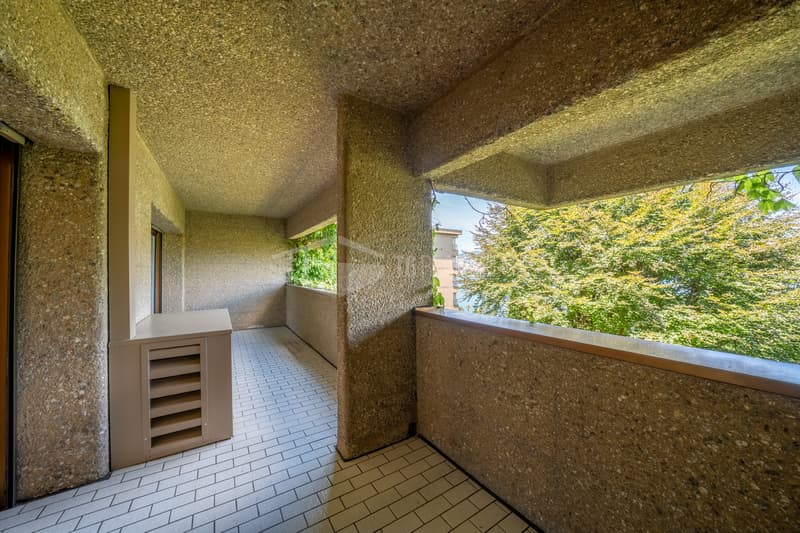 DUPLEX DI 4.5 LOCALI CON VISTA LAGO A PARADISO (10)