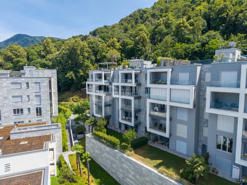 Prestiges Wohnung mit 4.5 Zimmern und atemberaubendem Seeblick (2)