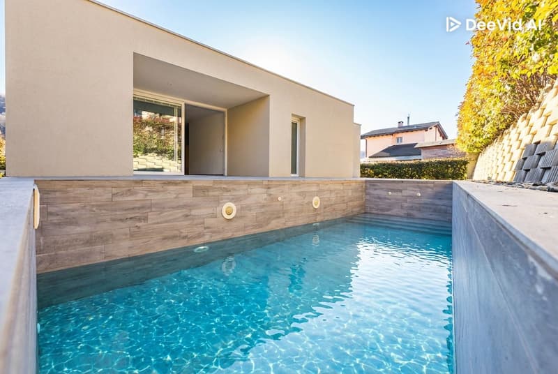 Modern villa with pool and large land 1000 sqm (2)