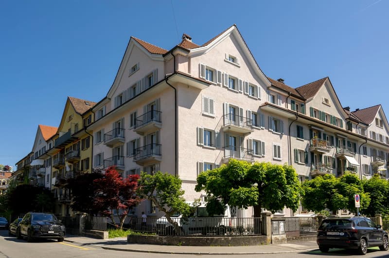 Erstbezug Charmante 2-Zimmer-Wohnung teilmöbliert mit Gartensitzplatz und schönem Innenhof (1)
