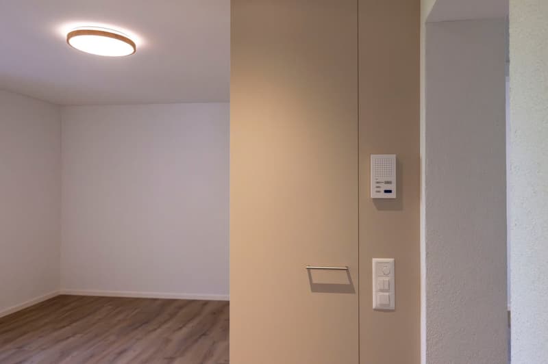 Erstbezug Charmante 2-Zimmer-Wohnung teilmöbliert mit Gartensitzplatz und schönem Innenhof (8)