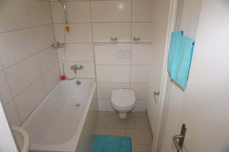 An Zentraler Lage moderne Wohnung mit Waschmaschine/Tumbler (3)
