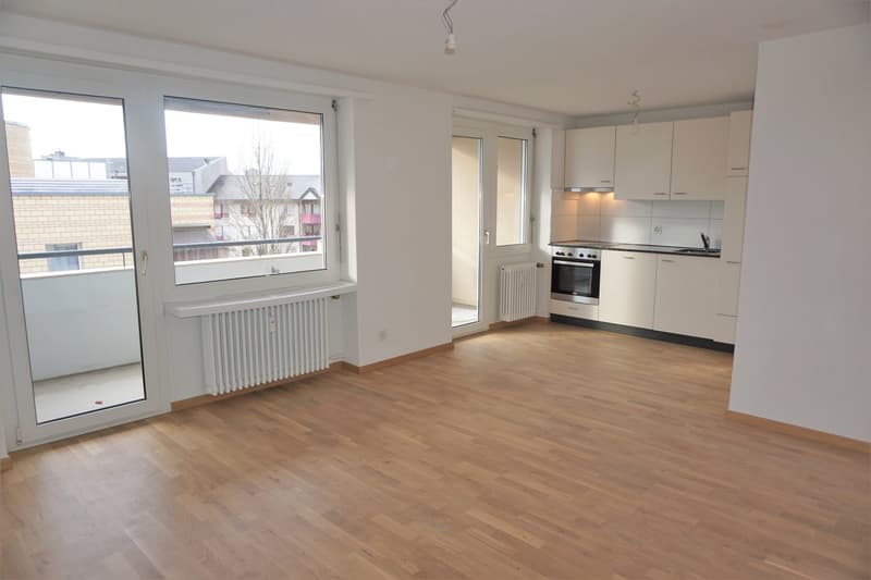 An Zentraler Lage total sanierte moderne 1,5 Zimmer mit Waschmaschine/Tumbler und grossem Balkon (4)