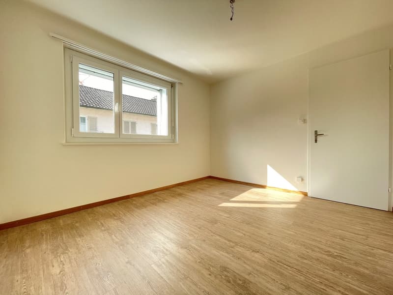 Schlafzimmer rechts.