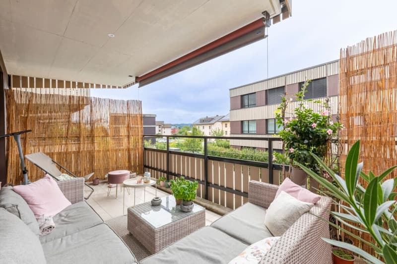 13 m² grosser, nach Westen ausgerichteter Balkon