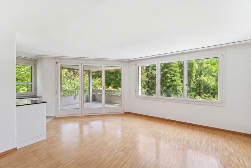5.5-Zimmer-Wohnung mit zwei Balkonen und Pilatussicht (2)