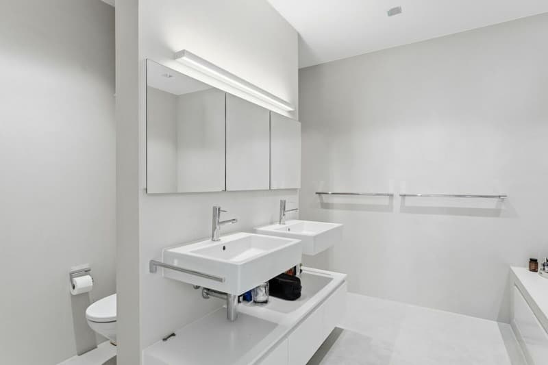 Pearl by the Lake: Exclusive Semi-Detached Villa in the Style of a Mansion (19)