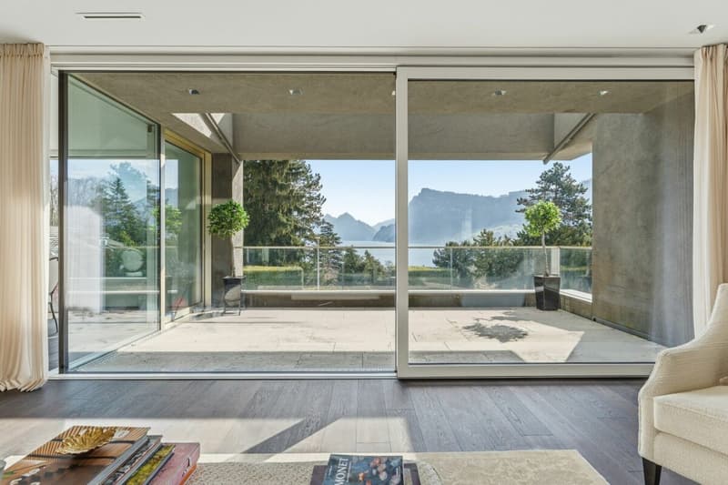 Pearl by the Lake: Exclusive Semi-Detached Villa in the Style of a Mansion (12)