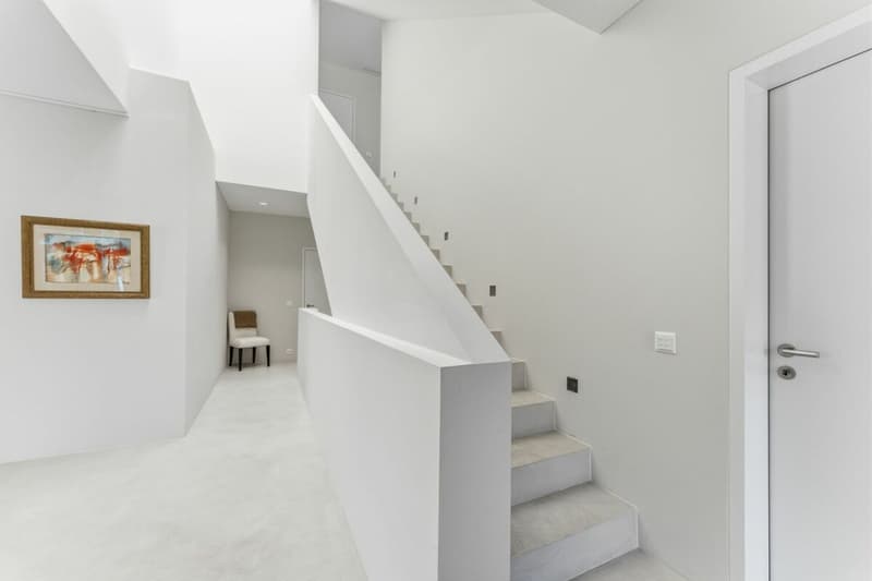 Pearl by the Lake: Exclusive Semi-Detached Villa in the Style of a Mansion (23)