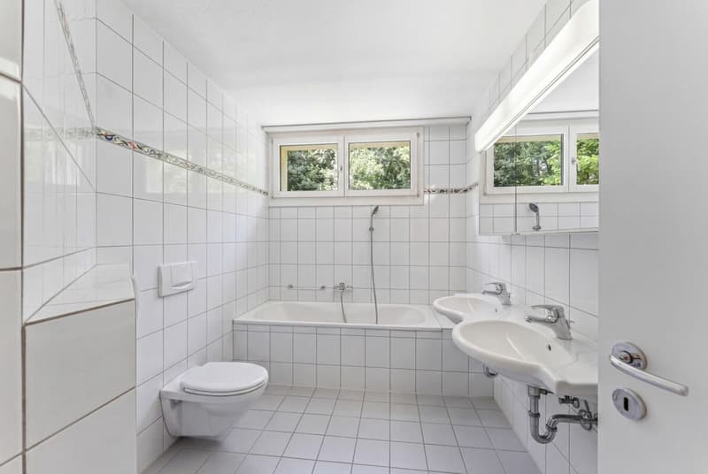 5.5-Zimmer-Wohnung mit zwei Balkonen und Pilatussicht (4)
