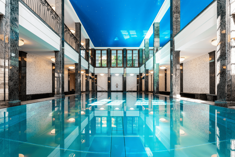 Exklusives Wohnen am See: Ruhige Premium-Residenz mit Indoorpool, Fitness & Concierge (1)