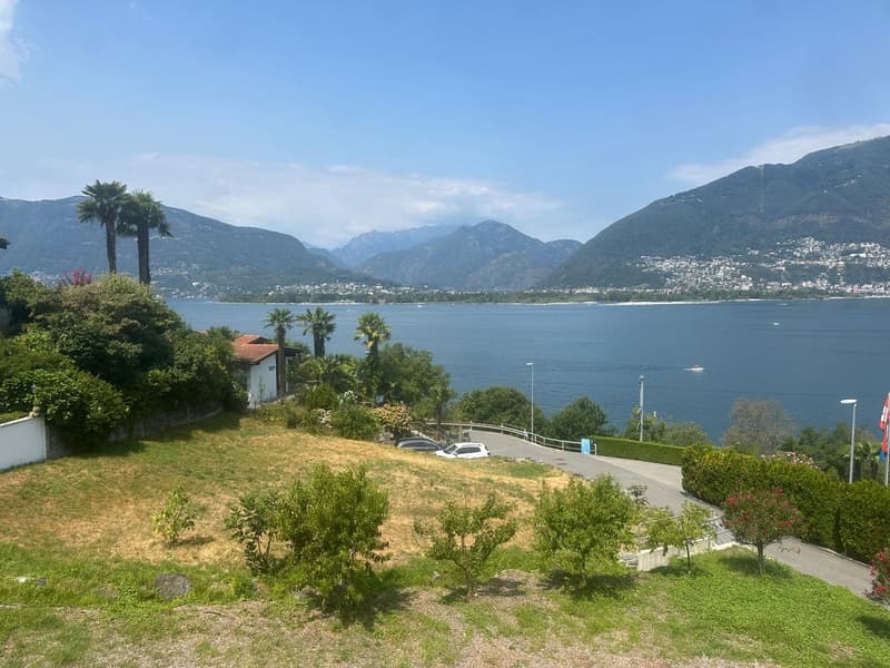 TERRENO UNICO CON VISTA MOZZAFIATO A 180° SUL LAGO MAGGIORE (1)