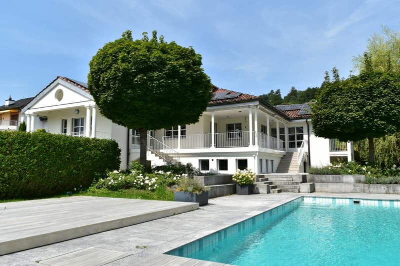 Elegance meets panorama - Unique luxury villa with pool ! (2)