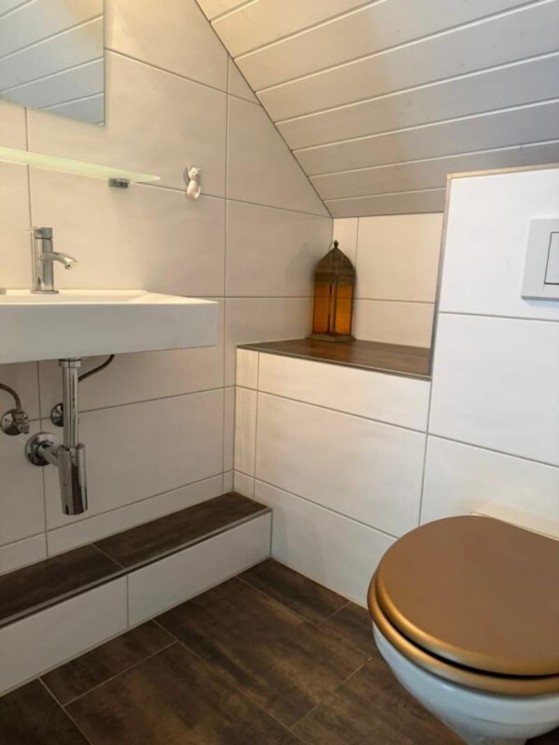 On the top - Spacious and bright! (7)
