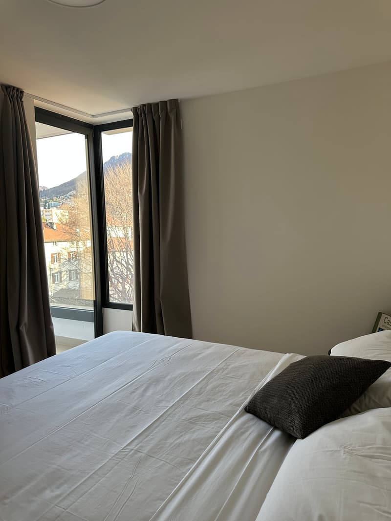 Elegante appartamento 5.5 locali a Viganello con balcone (9)