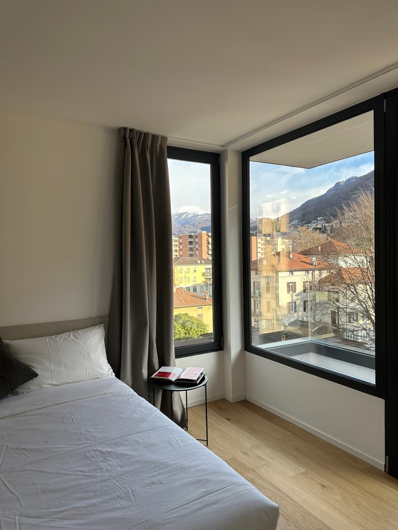 Elegante appartamento 5.5 locali a Viganello con balcone (12)