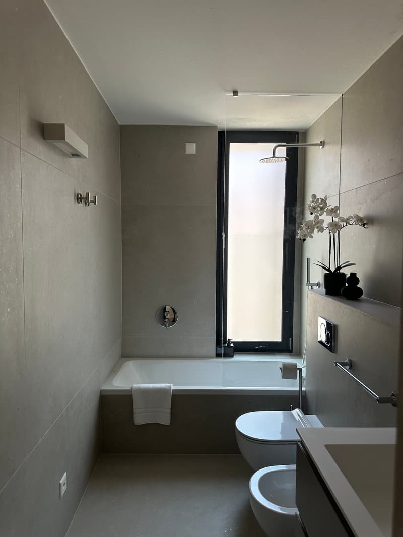 Elegante appartamento 5.5 locali a Viganello con balcone (15)