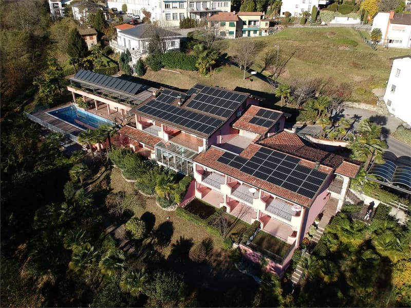 Villa del Sole - Proprietà esclusiva vista lago, piscina e grande pote (2)