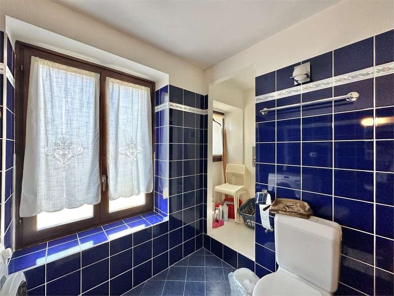 A CURIO surrounded by greenery - 2.5-room duplex (7)