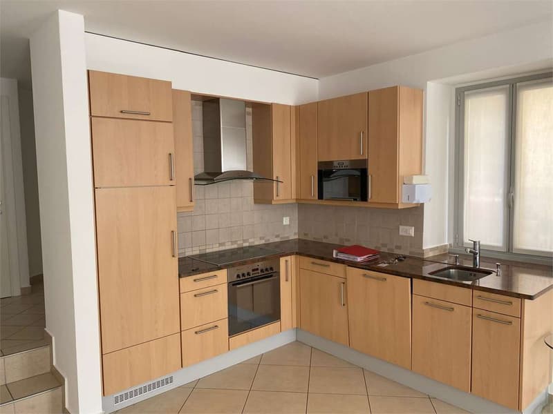 MELANO - Au centre du village, nous louons un duplex 4.5 pièces (4)