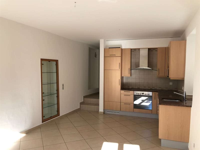 MELANO - Au centre du village, nous louons un duplex 4.5 pièces (2)