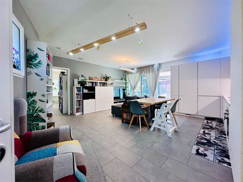 Ponte Capriasca - modernes 3.5-Zimmer-Wohnung im Grünen mit Garten und (2)