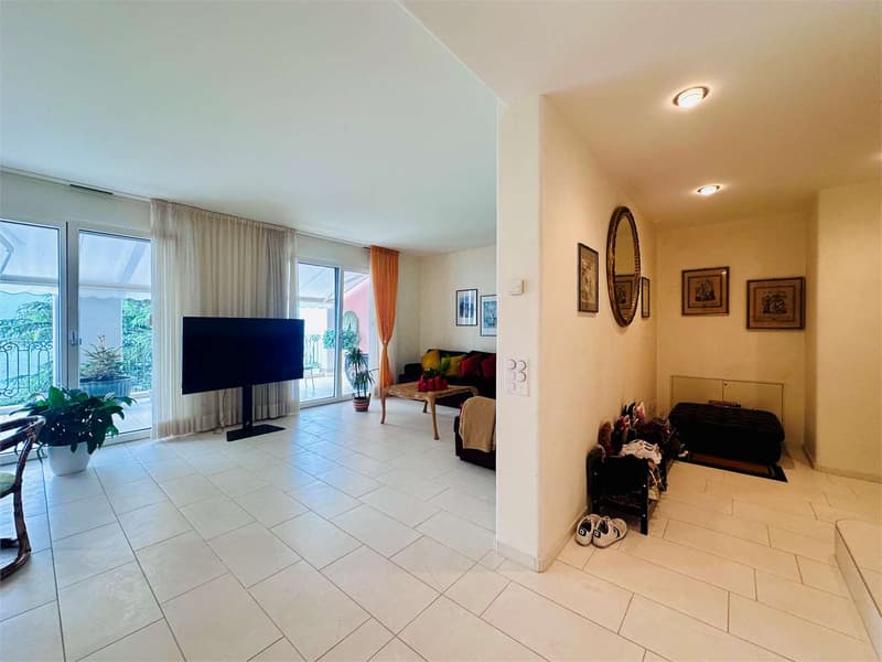 RUVIGLIANA - Duplex 4.5 con magnifica vista lago (3)