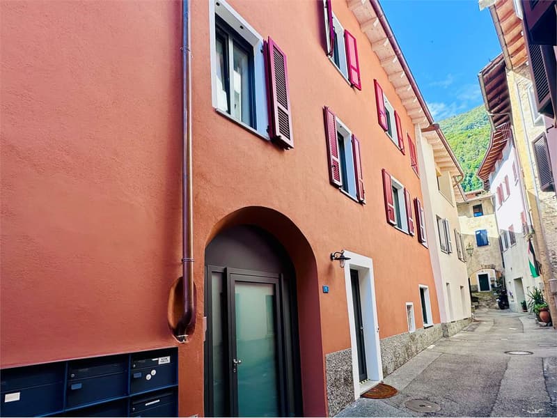 Appartement élégant de 2.5 pièces à louer à Riva San Vit (11)